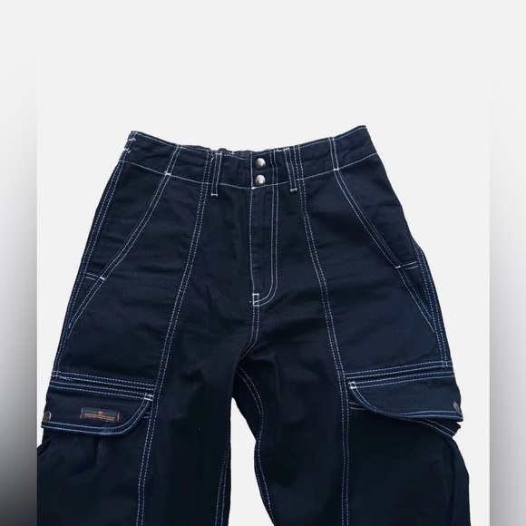 Jeans - Picture 2 of 3